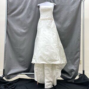 Monique Lhuillier Ivory Satin Aline Wedding Gown